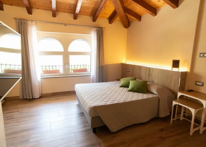 La Torretta فندق مبيت وإفطار